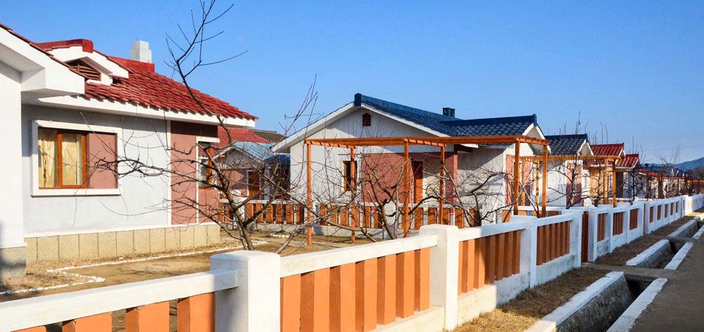 New Houses Built at Farms in South Hamgyong Province - Image 3
