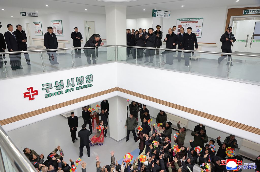 Today's News - Image 193