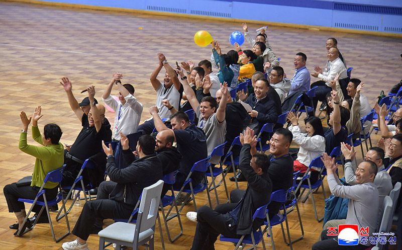 Participants in Kim Il Sung - Kim Jong Il Foundation Conference hold joint friendship gathering - Image 11