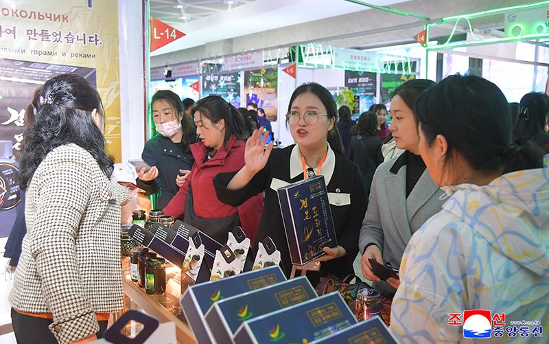Pyongyang autumn international trade fair opens - Image 8