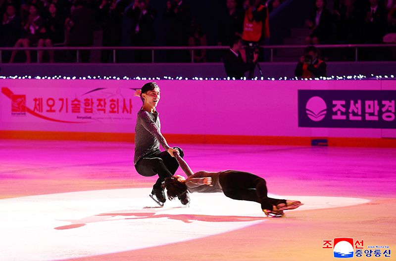 Pyongyang International Figure Skating Festival held - Image 8