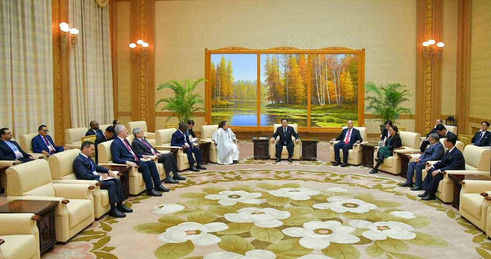 Choe Ryong Hae Meets Heads of Delegations and Delegates of Foreign Parties