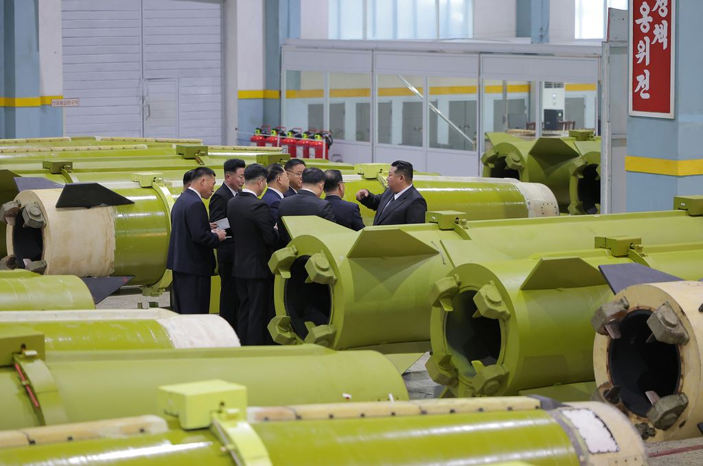 Respected Comrade Kim Jong Un Gives Field Guidance at Major Munitions Industry Enterprises - Image 7