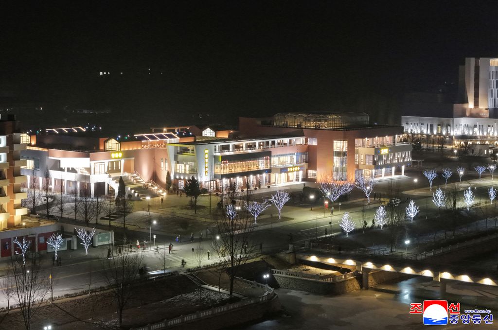 Today's News - Image 11