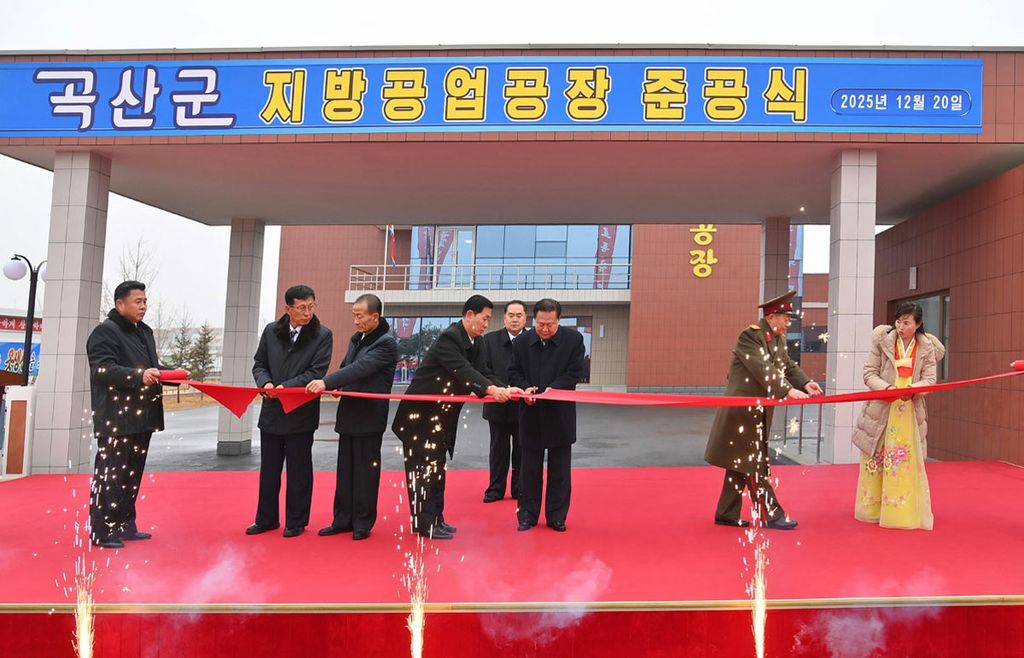 Regional-Industry Factories Inaugurated in Koksan County of DPRK - Image 2