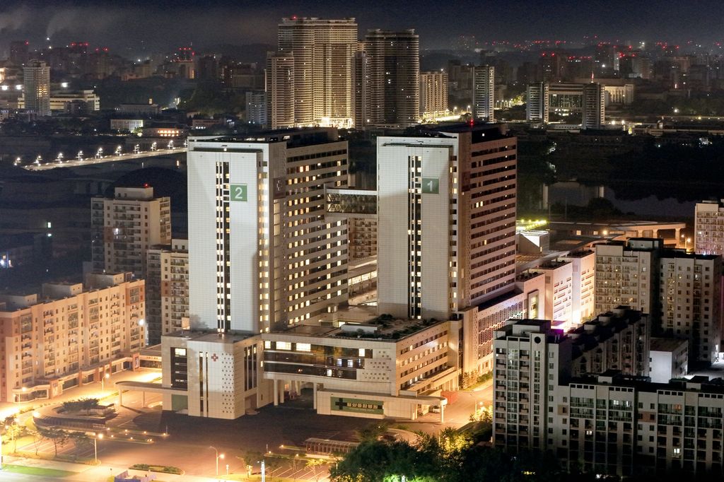 Respected Comrade Kim Jong Un Visits Pyongyang General Hospital Nearing Inauguration - Image 25