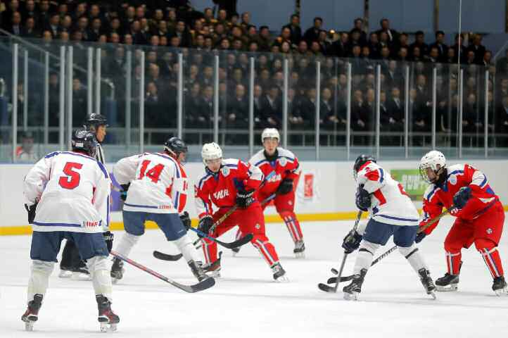 Men’s Ice Hockey Match Held to Mark Constitution Day of DPRK