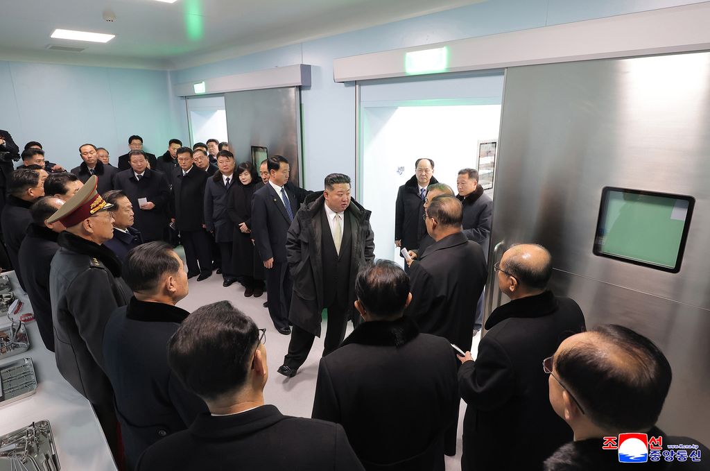 Today's News - Image 171