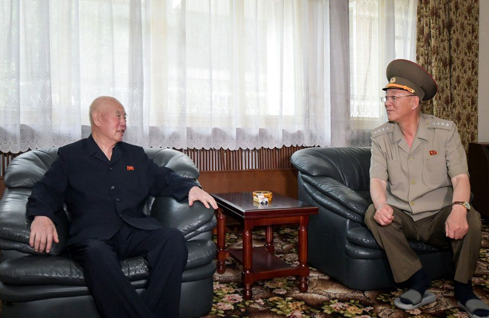 Senior Officials of DPRK Visit Families of War Veterans - Image 7