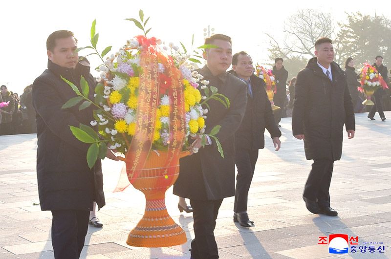 Today's News - Image 130