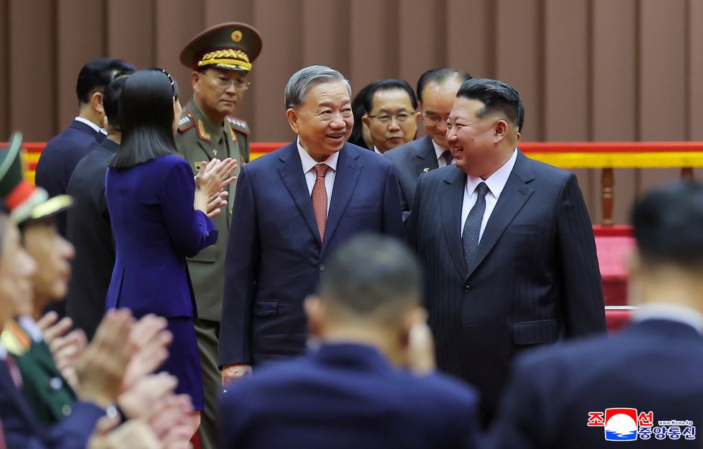 Ceremony held to welcome General Secretary of Central Committee of Communist Party of Vietnam - Image 5