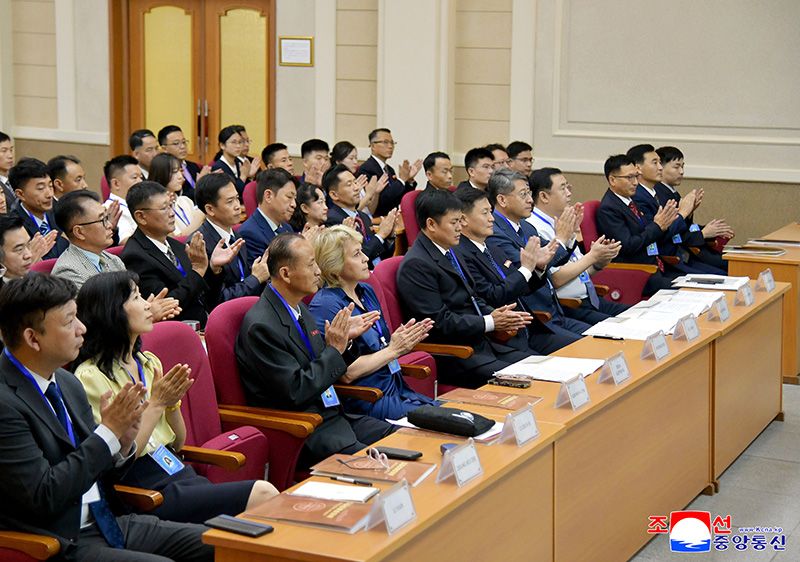 International symposium held at Kim Il Sung University - Image 3