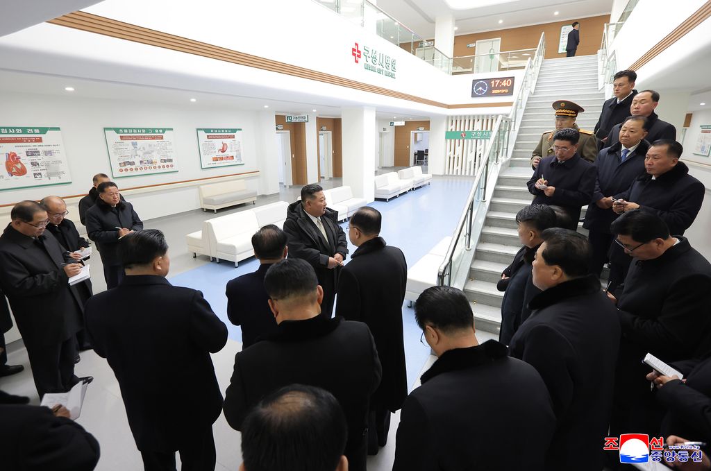 Today's News - Image 177