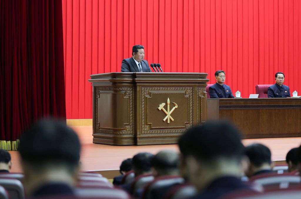 Report on 30th Enlarged Meeting of Secretariat of Eighth Central Committee of WPK