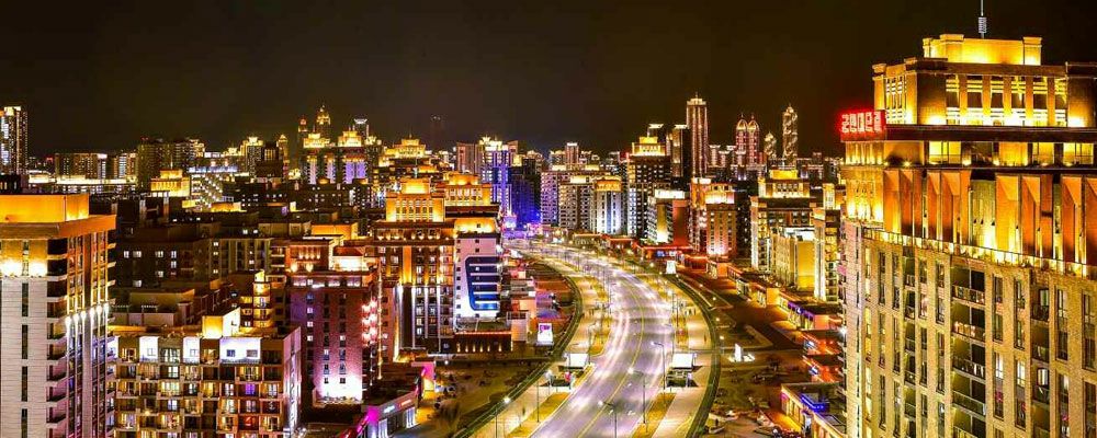 Fascinating and Dazzling Colorful Lights in New Streets