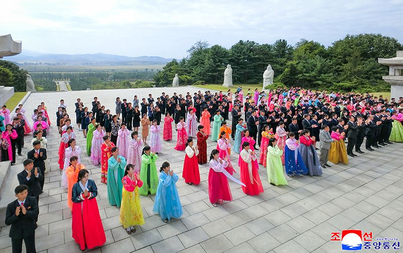 Today's News - Image 167