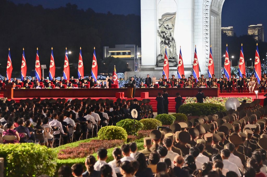 Respected Comrade Kim Jong Un Makes Speech at Celebration of 80th Anniversary of Korea’s Liberation - Image 3