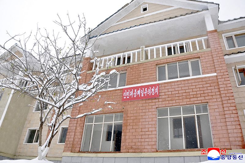 New houses built in Ryanggang Province - Image 5