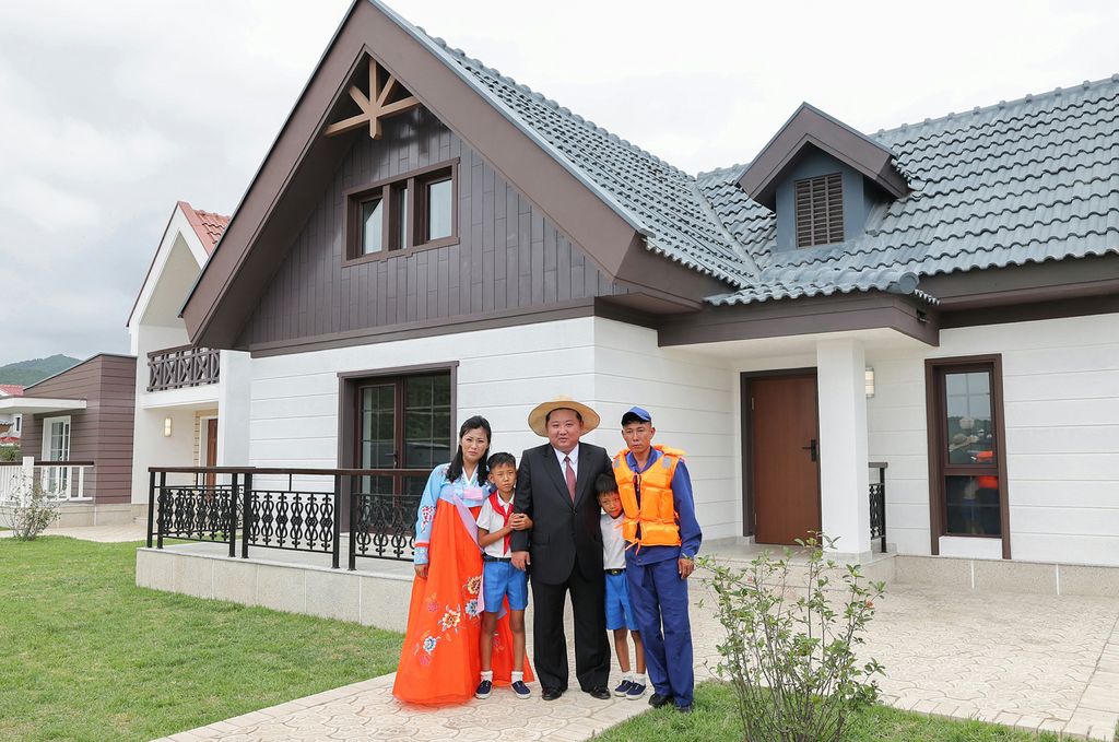 Another Spectacular Fairyland on East Coast in New Era of Regional RejuvenationInaugural Ceremony of Ragwon County Offshore Farm Takes Place with Splendor - Image 44