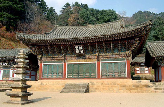 Phyohun Temple with Long History - Image 2