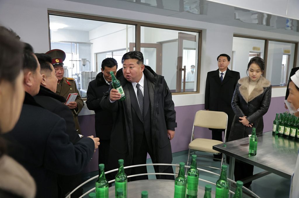 Regional-Industry Factories Inaugurated with Splendor in Sinpho City of DPRK - Image 14