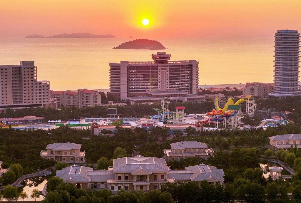 Tourist Attraction on East Coast–New Scenic Beauty of Socialist Cultural Efflorescence Inaugural Ceremony of Wonsan Kalma Coastal Tourist Area Held with Splendour - Image 57