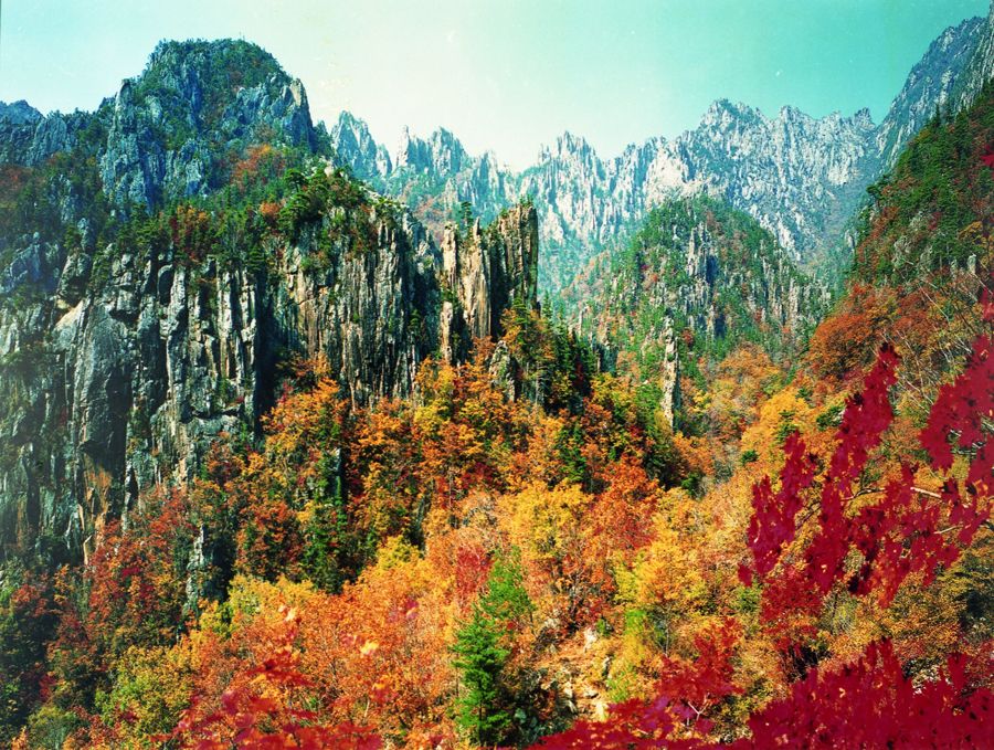 Best of Mt Kumgang’s Sceneries - Image 2