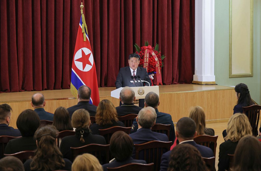 Respected Comrade Kim Jong Un Pays Congratulatory Visit to Russian Embassy in Pyongyang to Mark Russia’s Great V-Day - Image 14