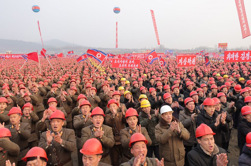 Five-Year Plan for Construction of Capital City Decided by Eighth Congress of WPK Enters Its Final StageGroundbreaking Ceremony for the Fourth-stage Project to Build 10 000 Flats in Hwasong Area Takes Place with Splendour - Image 10