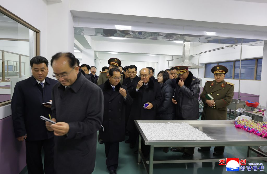 Today's News - Image 70