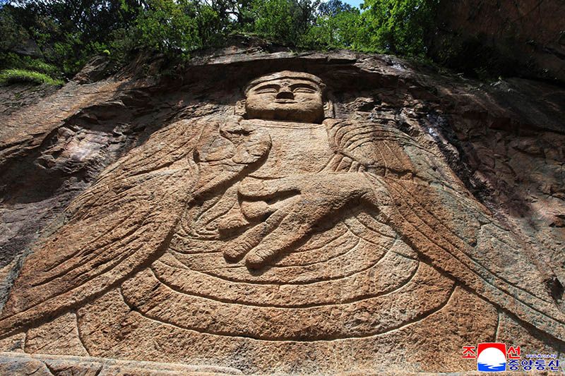 Mt Kumgang, world cultural and natural heritage (3)