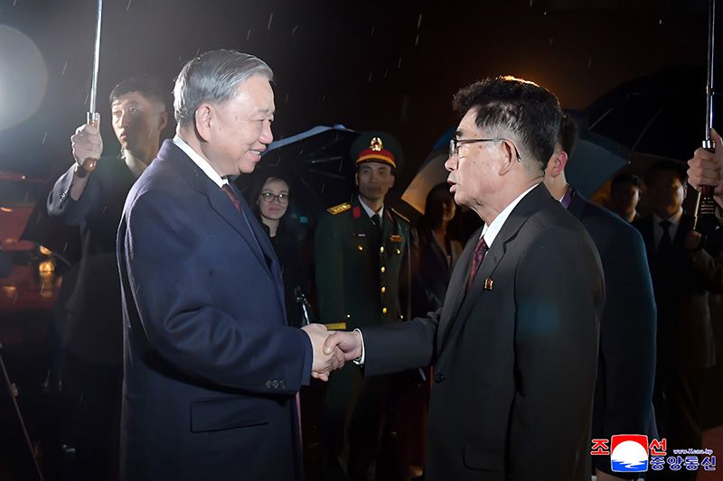 General secretary of CPV Central Committee leaves Pyongyang - Image 2
