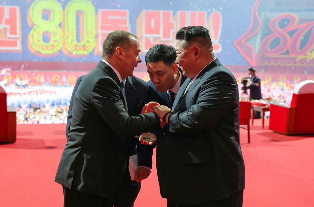 Grand Mass Gymnastics and Artistic Performance for Celebrating WPK Founding Anniversary Given in DPRK - Image 6