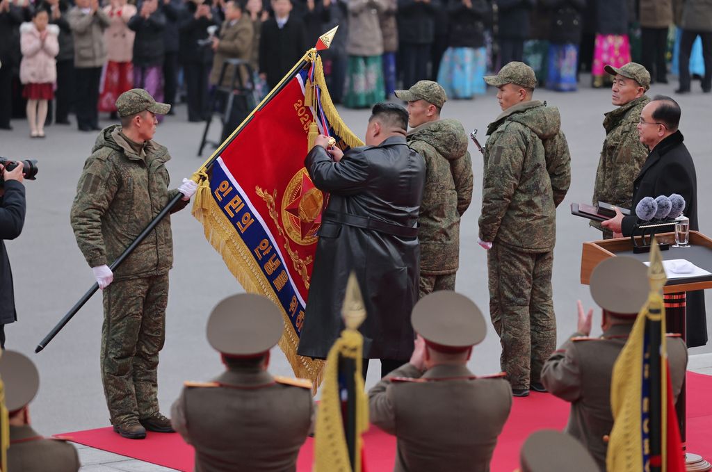 Ceremony of Welcoming Return of KPA Unit of Engineers Held with Splendor - Image 6