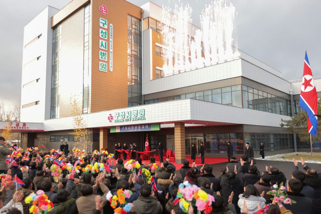 Inaugural Ceremony of Kusong City Hospital Held with Splendor - Image 4