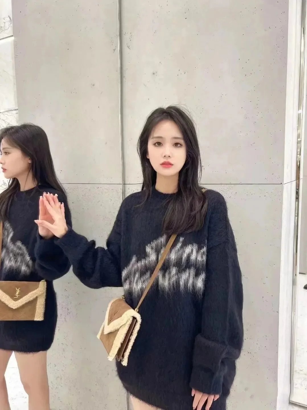 Other Korean style loose-fitting drop-shoulder sweater