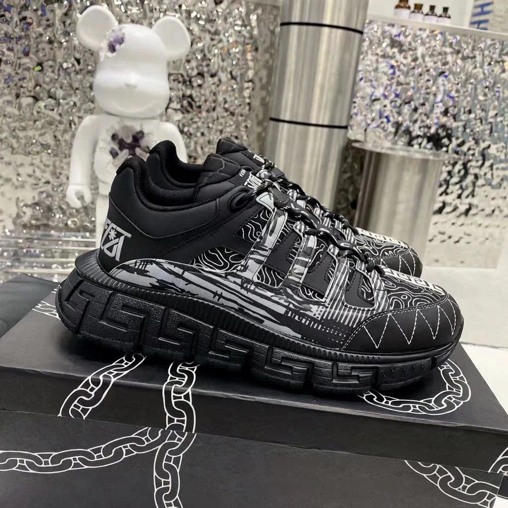 Versace Trigreca