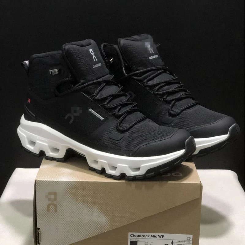 On Running Cloudrock Mid Waterproof