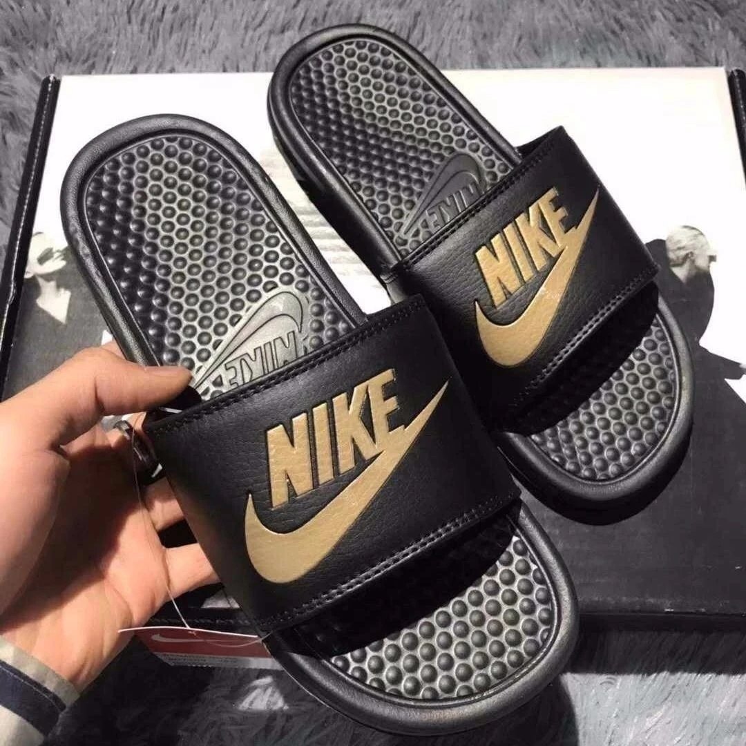 Nike Benassi JDI
