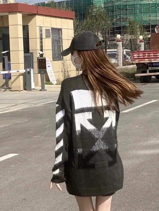 Off-White long-sleeved knitwear