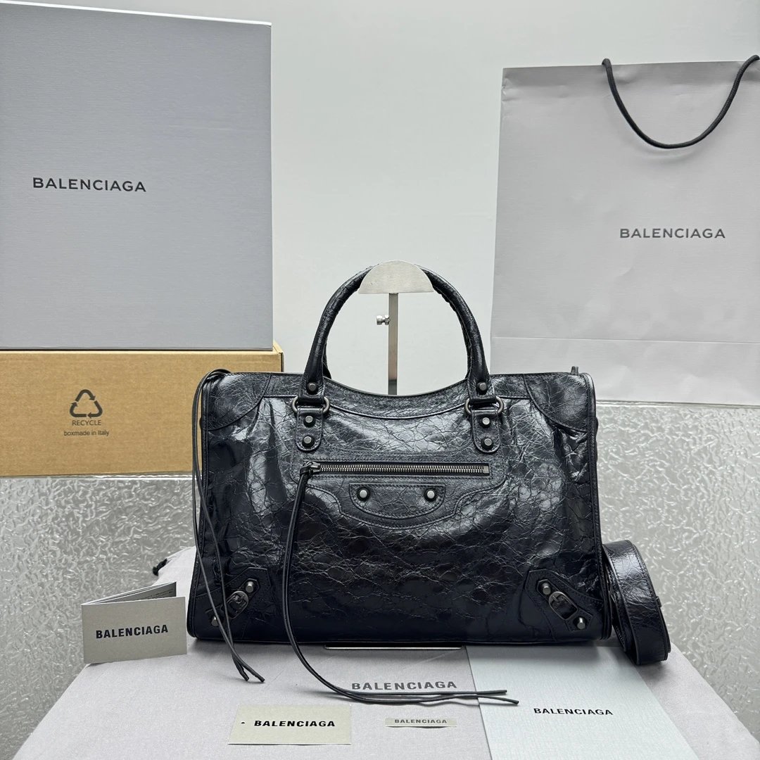 Balenciaga Le City Medium Bag in Black Arena Lambskin