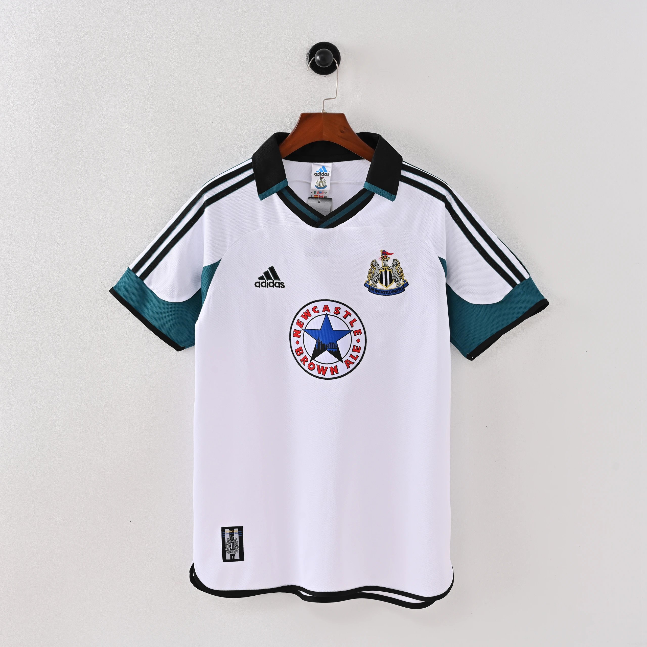 adidas Newcastle United 1999/00 Away Jerseys