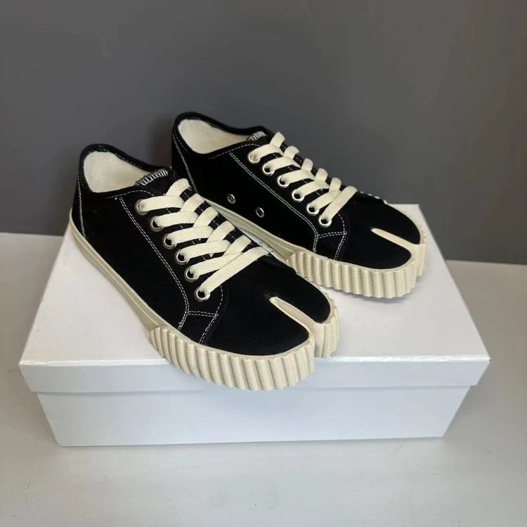 Maison Margiela Tabi