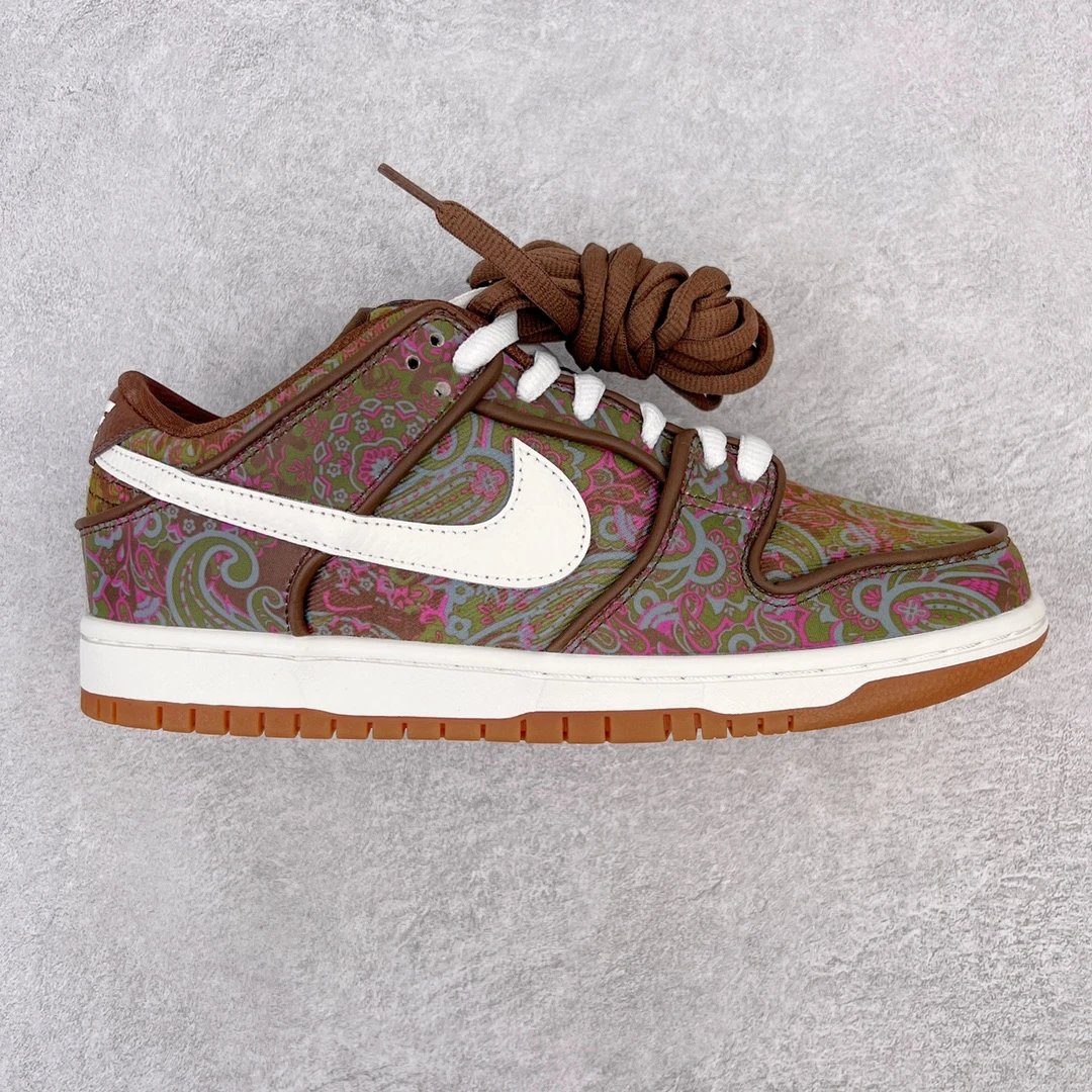 Nike SB Dunk Low
