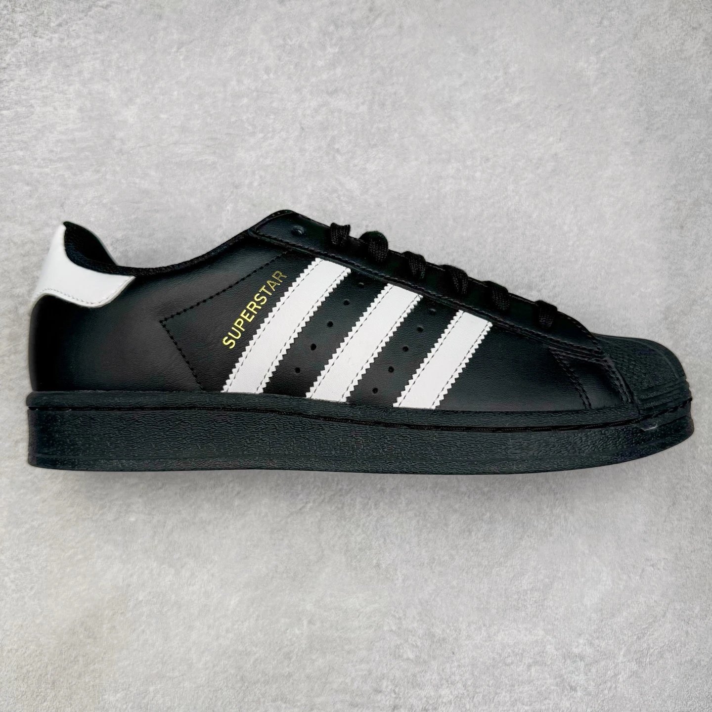Adidas Superstar II Sneakers