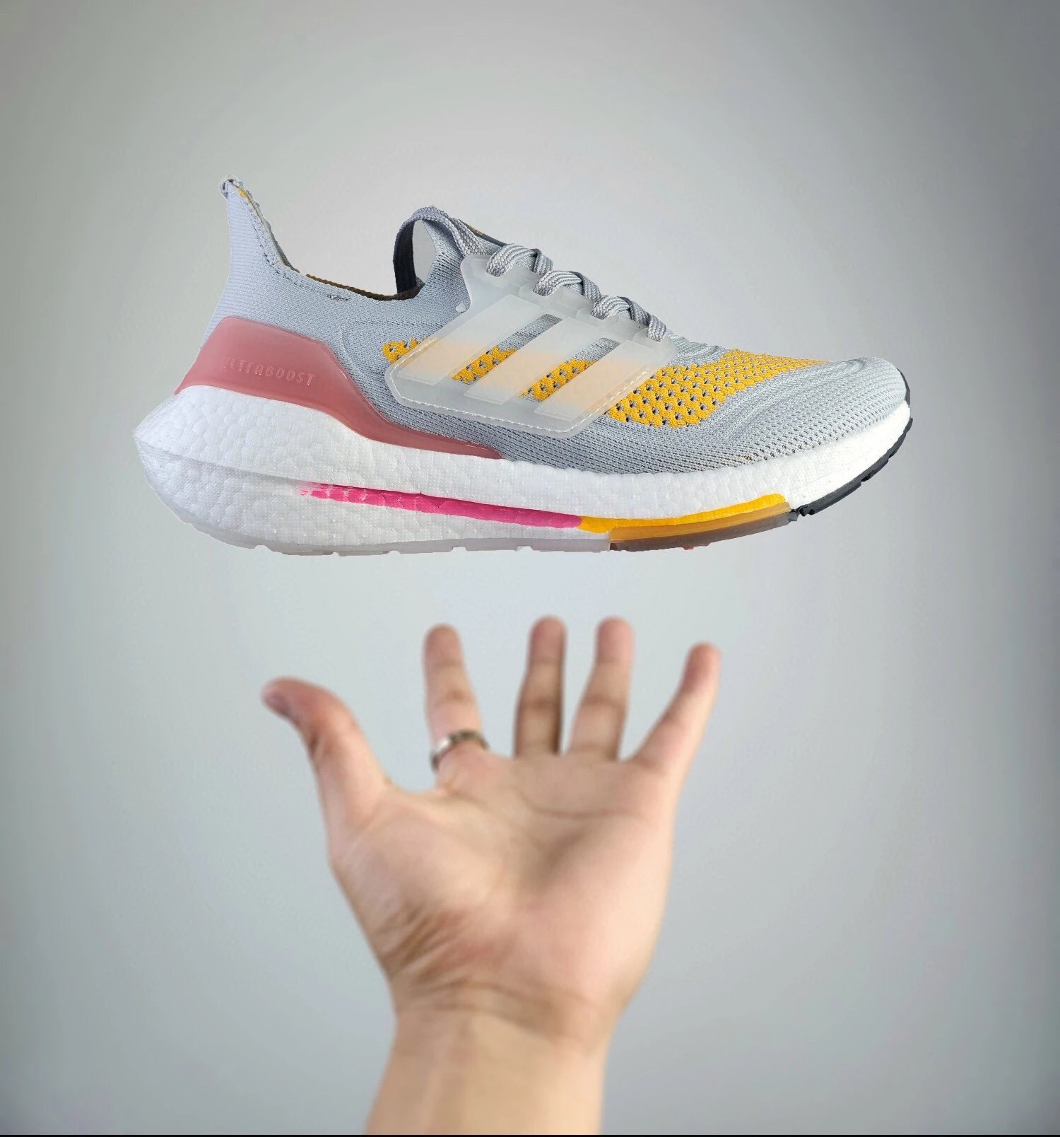 Adidas Ultraboost 21