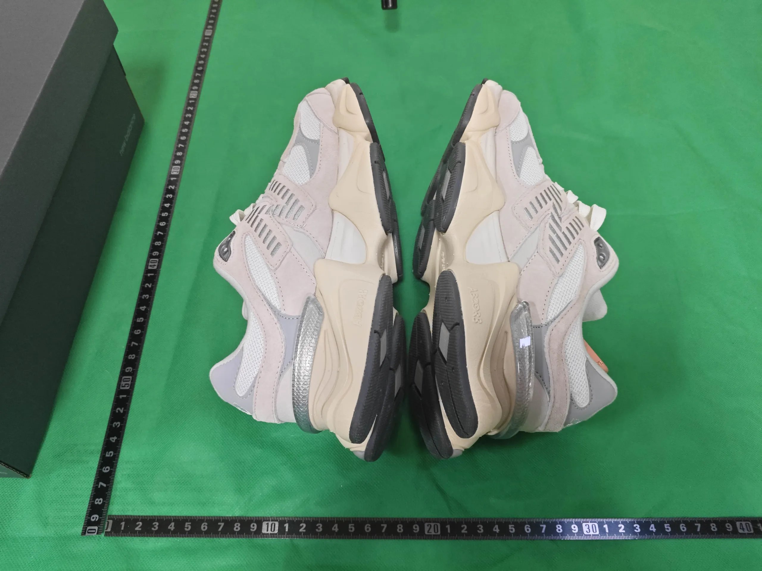 New Balance 9060 sneakers