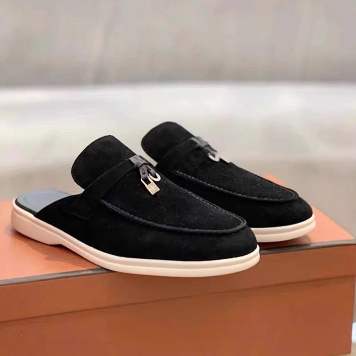 Loro Piana c Summer Charms Walk Loafer qc 1