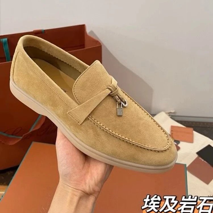 Loro Piana Summer Charms Walk qc 2