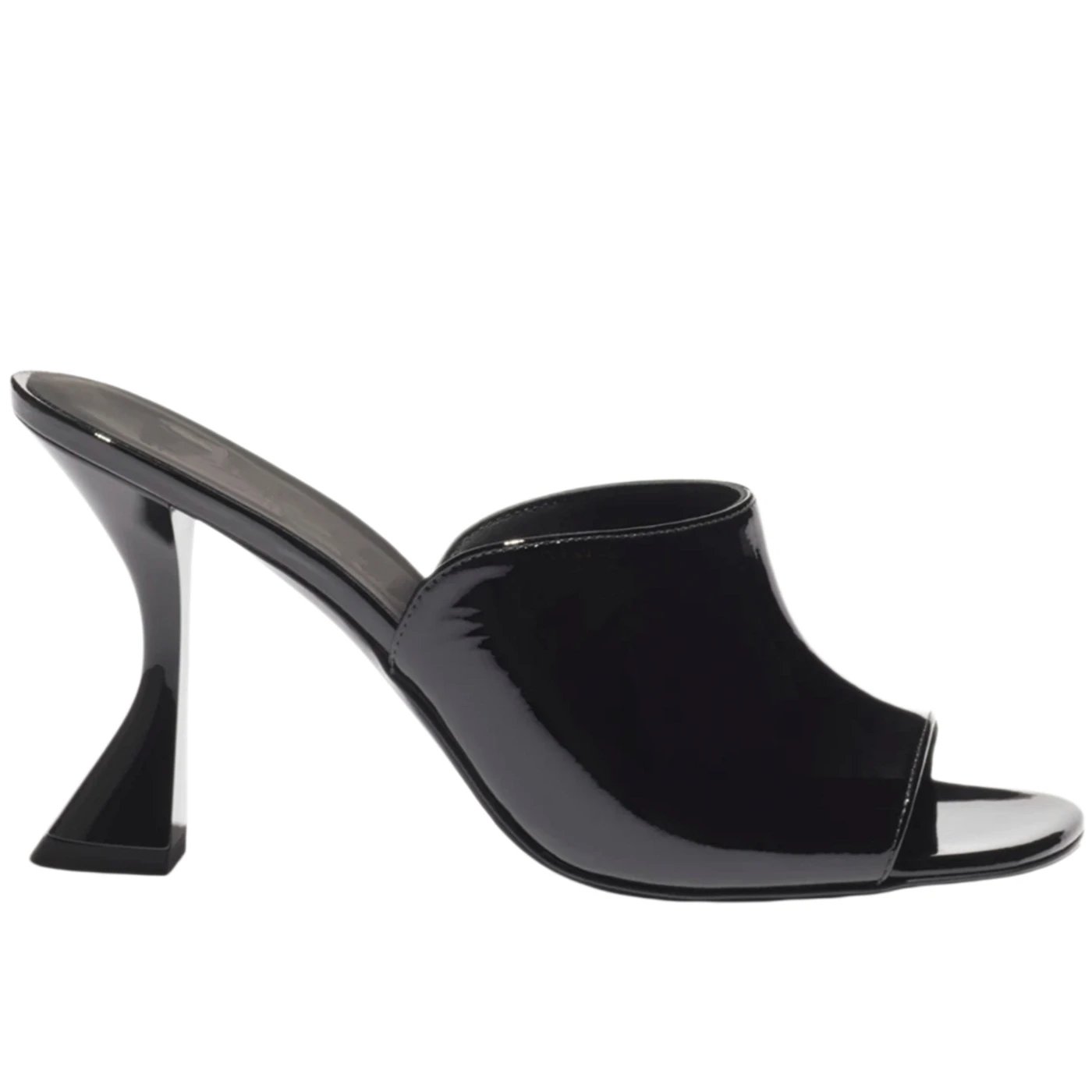 Mules from the CHANEL Cruise 2025/26 Collection qc 4